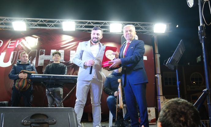 Gkhancan Bonakolu Ile Karadeniz'in Byleyici Derinliklerine Keyifli ve Unutulmaz Bir Yolculuk Yaptk