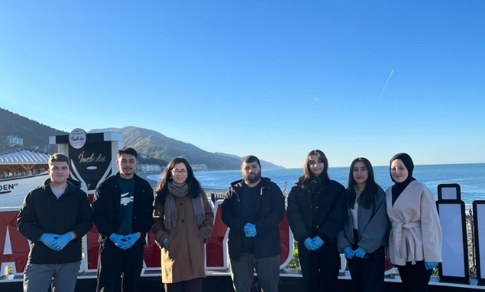 Temiz Sahil Ve Temiz Gelecek ��in Birlikte Fark Yaratal�m