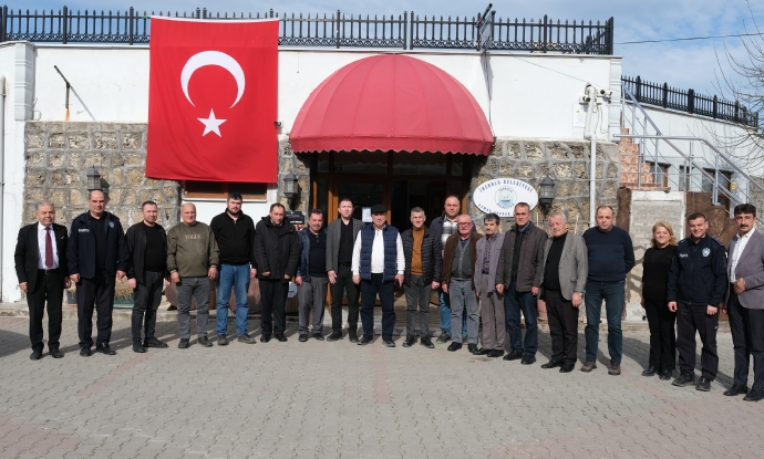 Belediye Ba�kan�m�z Say�n Engin Uzuner, Merkez Mahalle Muhtarlar�m�z �le Olduk�a Verimli Bir �sti�are Toplant�s� Ger�ekle�tirdi.