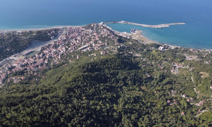 Sokaklar� Denize De�il, H�rriyete ��kan Kent: �nebolu