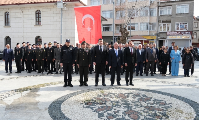 18 Mart �ehitleri Anma G�n� ve �anakkale Zaferi'nin 111. Y�ld�n�m� T�renlerle Kutland�