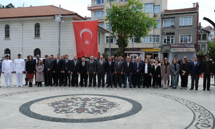 19 May�s Atat�rk'� Anma, Gen�lik ve Spor Bayram�m�z Kutlu Olsun!