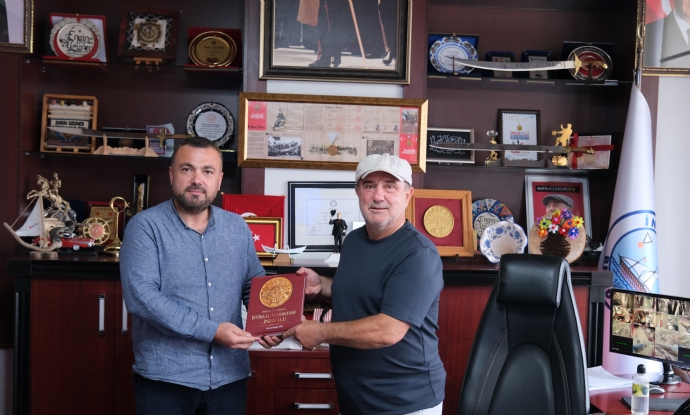 �� ADAMI HEM�EHR�M�Z MURAD ORHUN BELED�YE BA�KANIMIZ ENG�N UZUNER'� MAKAMINDA Z�YARET ETT�