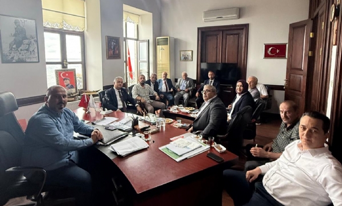 AK PART� ZONGULDAK M�LLETVEK�L� SAYIN SAFFET BOZKURT�TAN BA�KANLIK MAKAMINA Z�YARET!