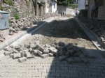 M.evki Caddesi Beton Parke Ile Yeniden Kapland